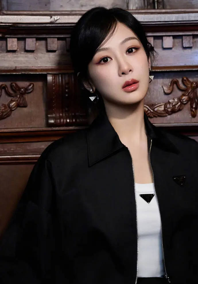 周迅赵丽颖杨紫争张艺谋新剧《主角》女主？男主疑已定易烊千玺 5